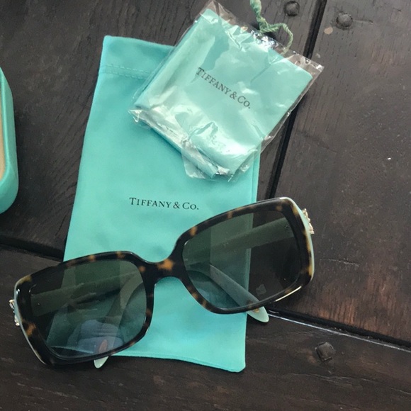 Tiffany & Co. Accessories - Tortoise colored Tiffany glasses-crystal sides